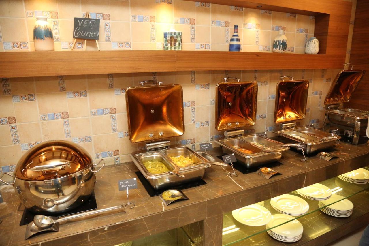 滕伽里根扎酒店 纳威孟买 外观 照片